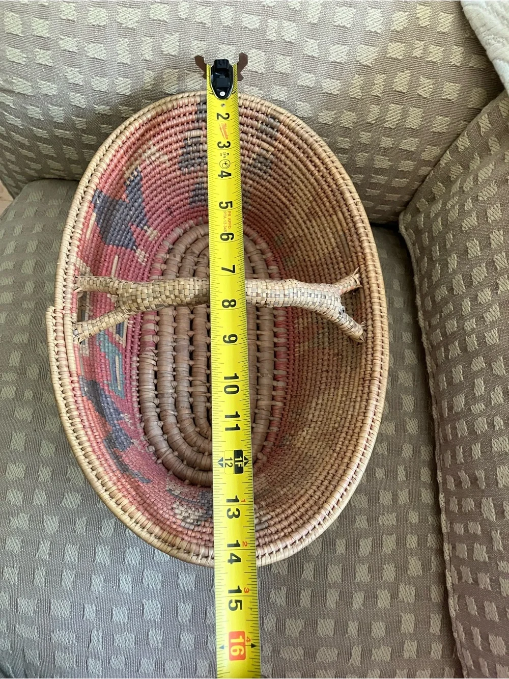Vintage basket with Roosters Hand-crafted in Mexico traditional Toluca